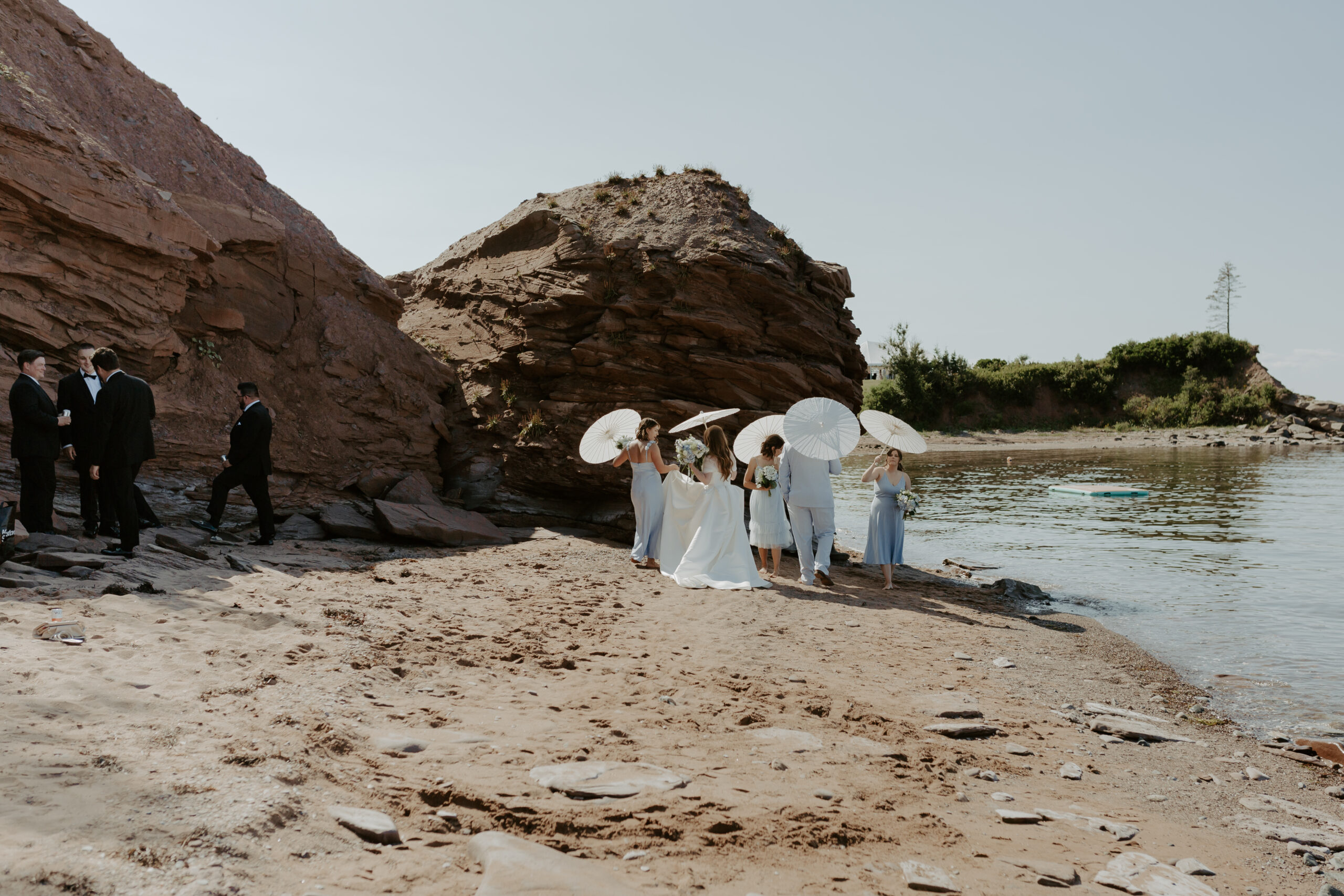 lauren-andrew-intimate-backyard-seafoam-wedding-niachelseaphoto-0-52